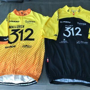 2 Max Hürzeler Mallorca Cycling Jersey's, Size M!